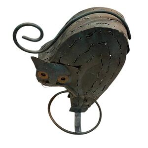 Metal cat yard garden sculpture 10”